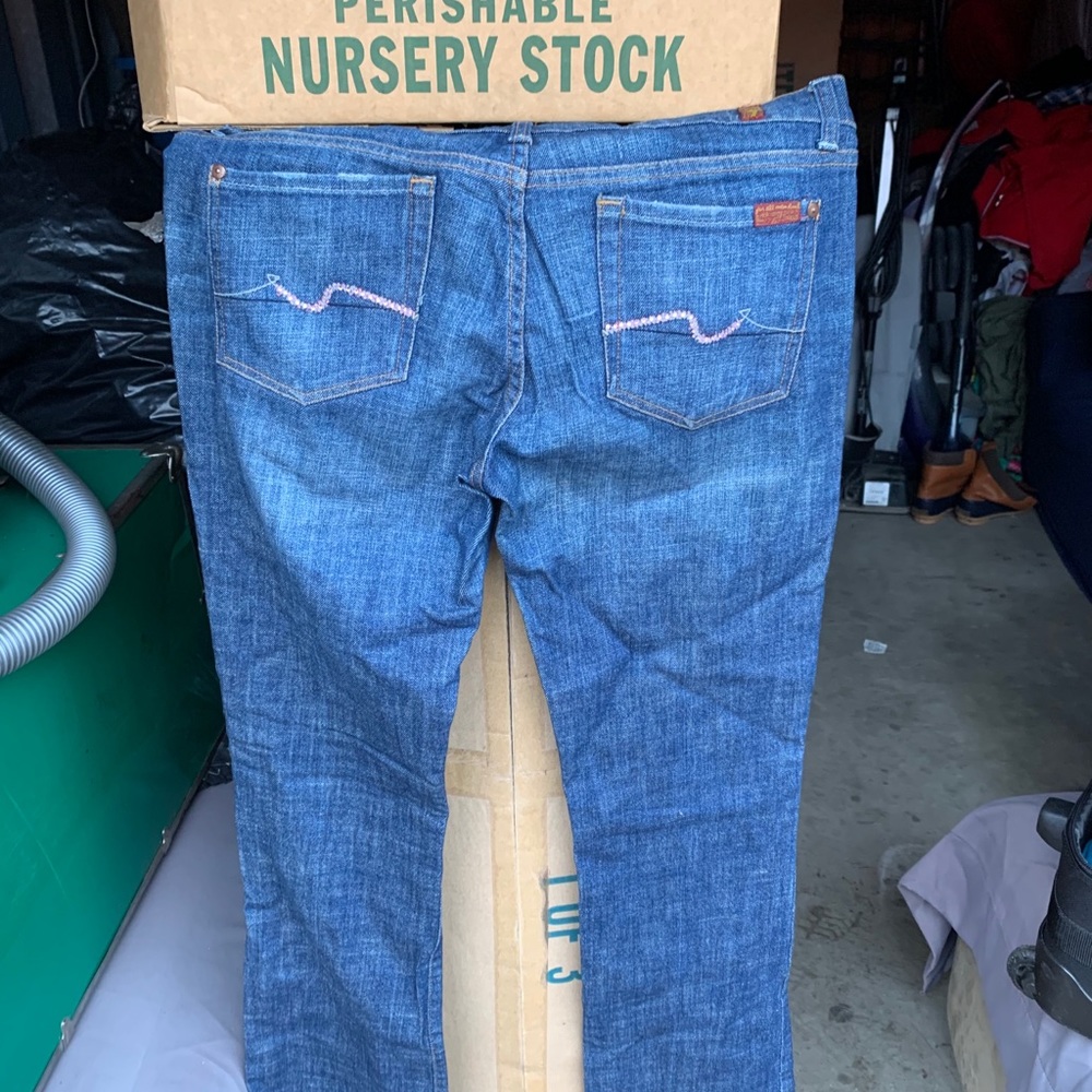 Really comfortable low rise jeans